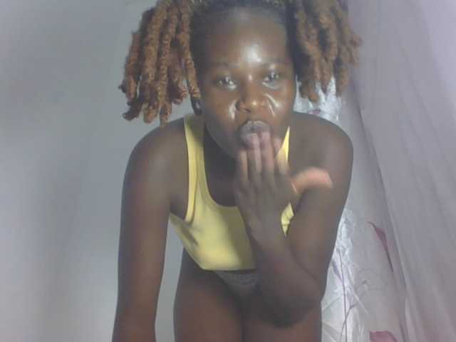 Darberry21 live cam on BongaCams
