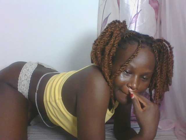 Darberry21 live cam on BongaCams