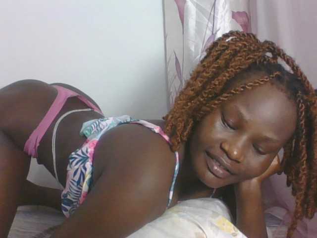 Darberry21 live cam on BongaCams