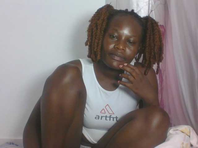 Darberry21 live cam on BongaCams
