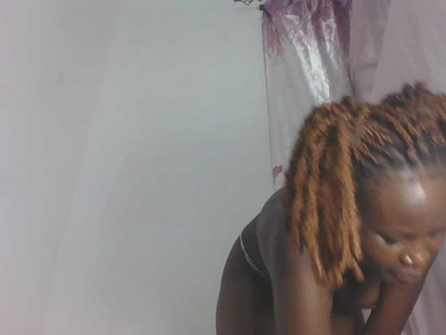 Darberry21 live cam on BongaCams