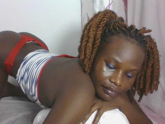 Darberry21 live cam on BongaCams