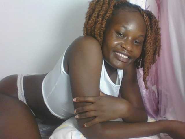 Darberry21 live cam on BongaCams