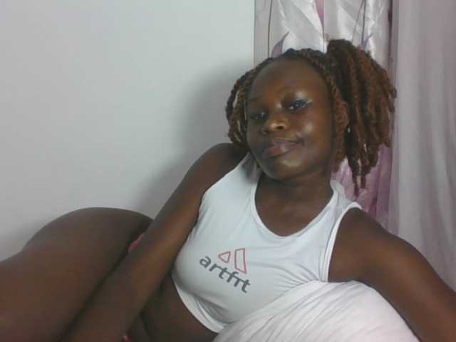 Darberry21 live cam on BongaCams