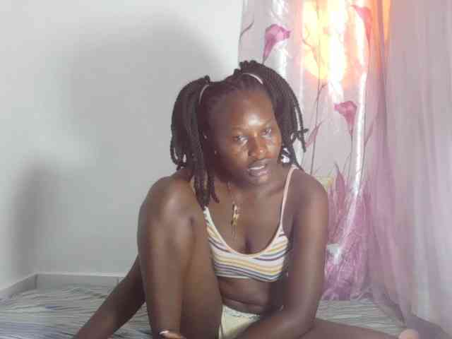 Darberry21 Live Webcam on BongaCams