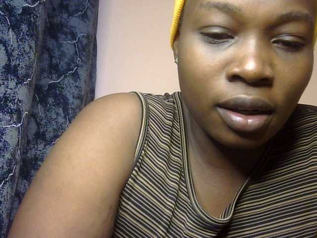 Pretty-horny's BongaCams show and profile