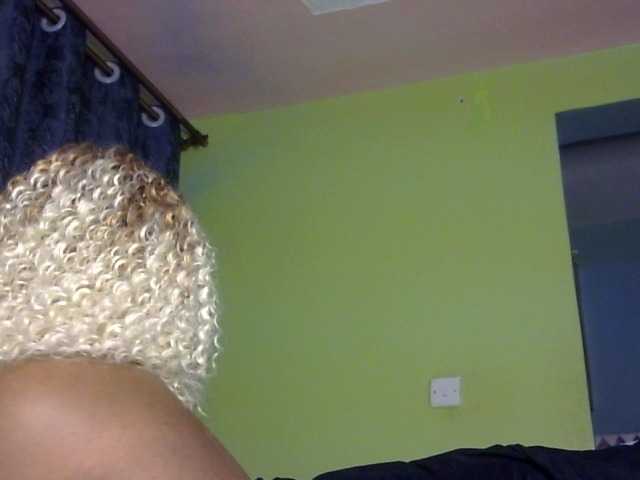 Preview of pretty-horny