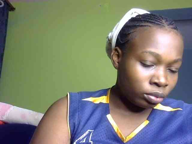 Pretty-horny webcam