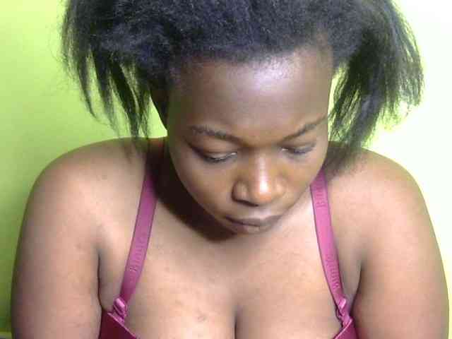 Pretty-horny webcam
