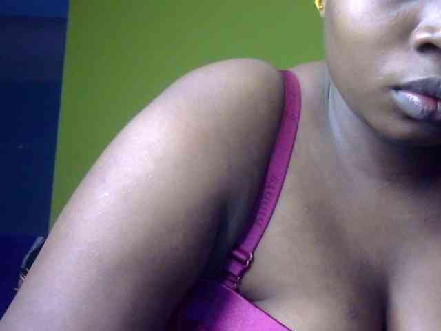 Pretty-horny webcam