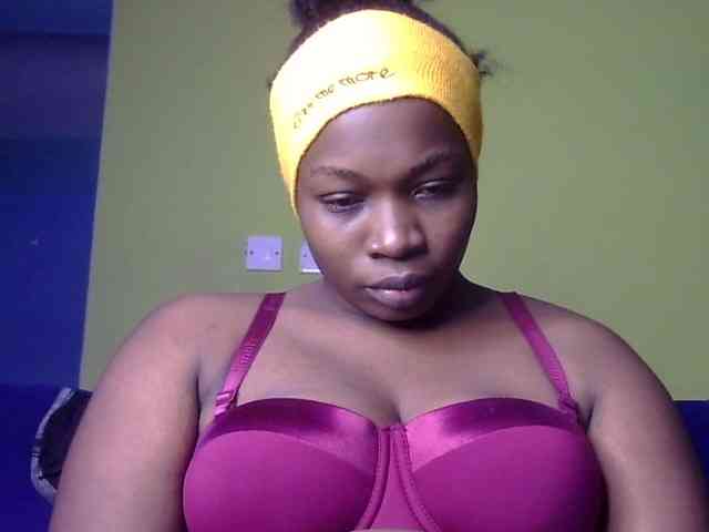 Pretty-horny webcam