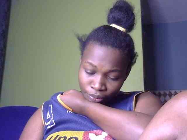 Pretty-horny webcam