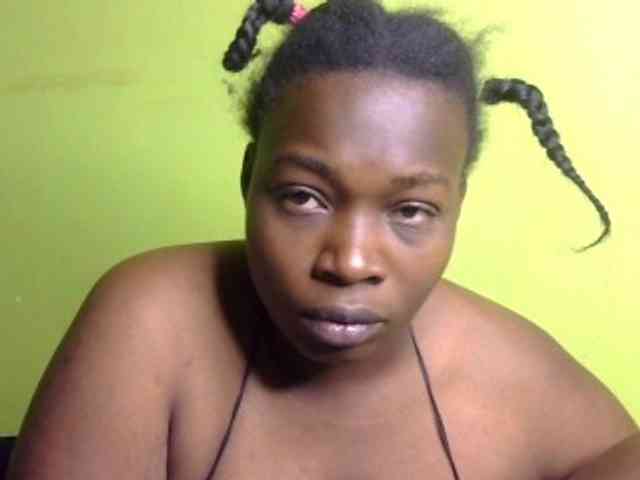 Pretty-horny webcam