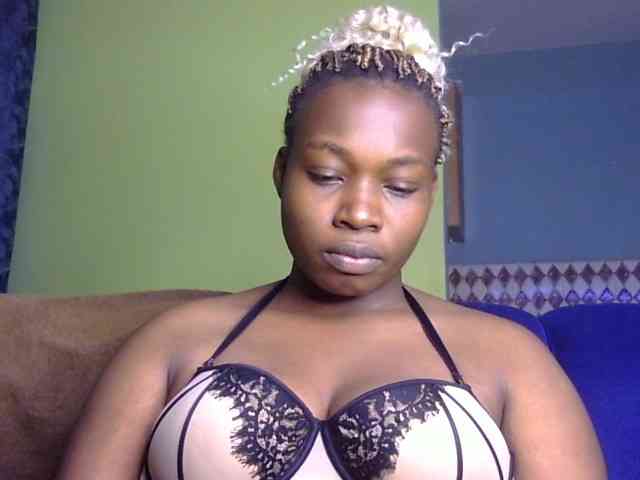 Pretty-horny webcam