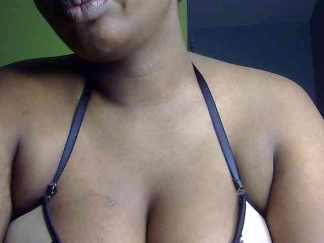 Pretty-horny webcam