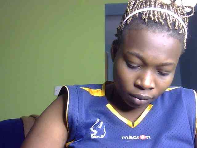 Pretty-horny webcam