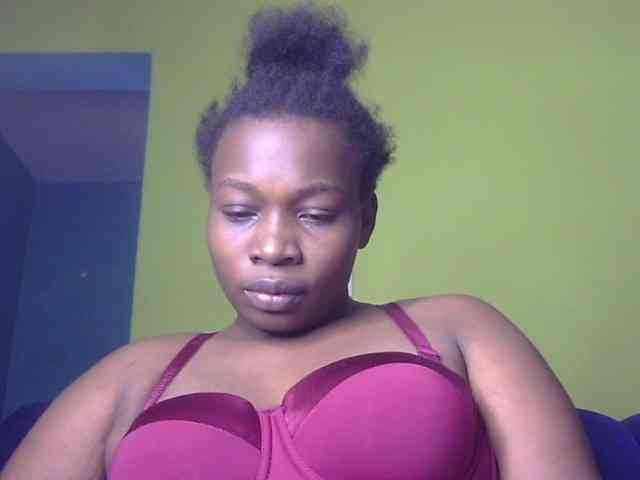 Pretty-horny webcam