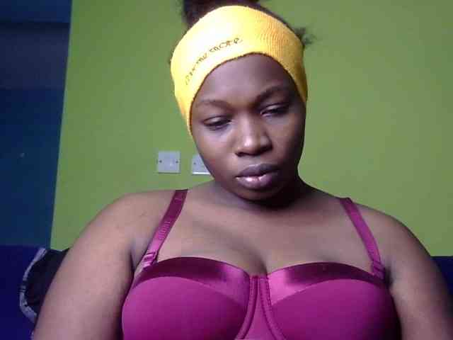 Pretty-horny webcam