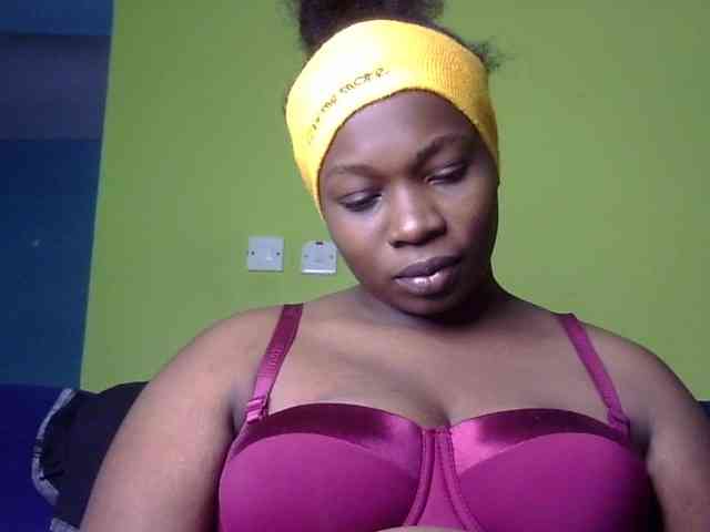 Pretty-horny webcam