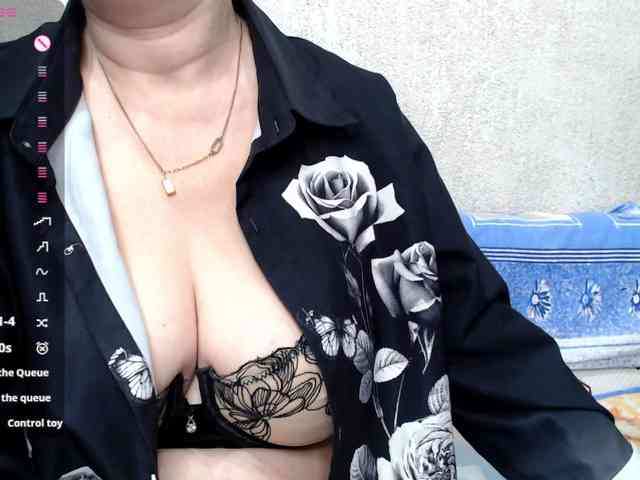 rosestar Live Webcam on BongaCams