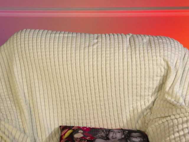 eva-golden live cam on BongaCams