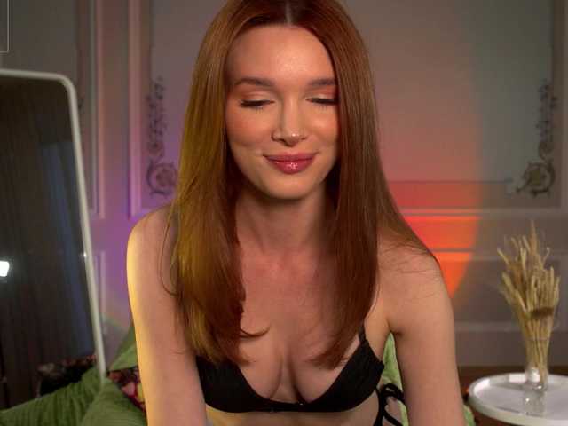 eva-golden live webcam show