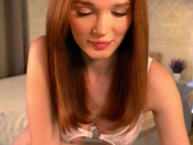 eva-golden live sex show