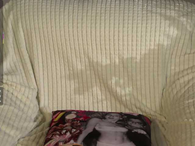 eva-golden live cam on BongaCams