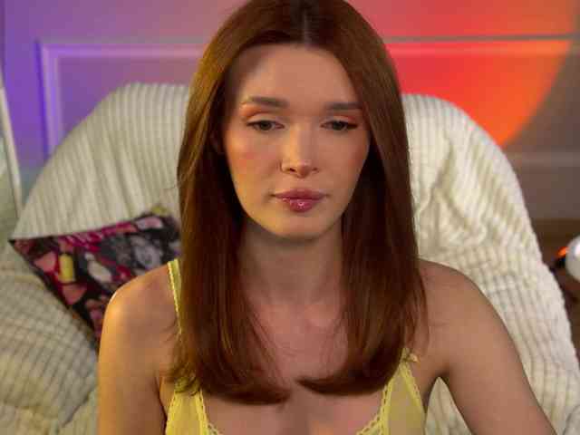 eva-golden Live Webcam on BongaCams