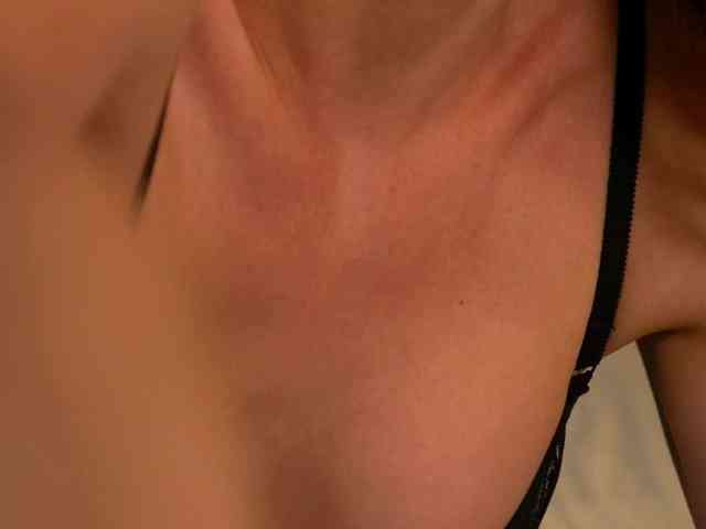 eva-golden webcam