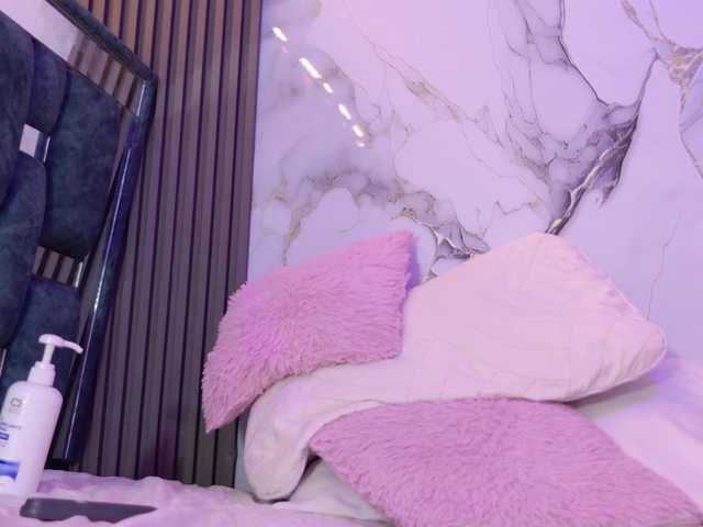 NattyHills live cam on BongaCams