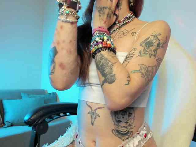 Mary-Xextra