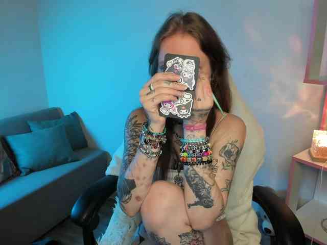 Mary-Xextra