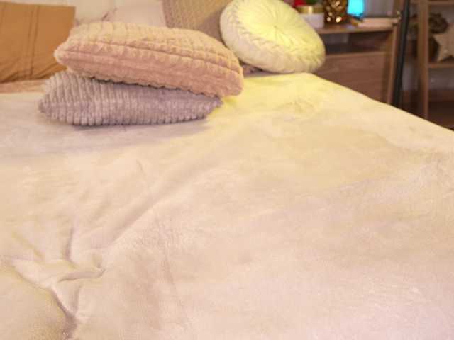Saryhott live cam on BongaCams