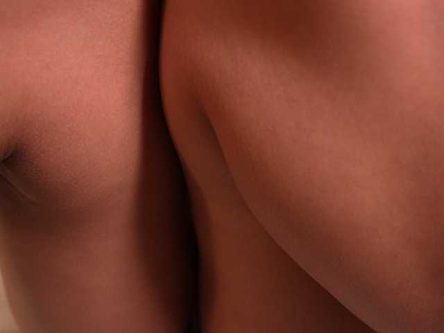 Saryhott live cam on BongaCams