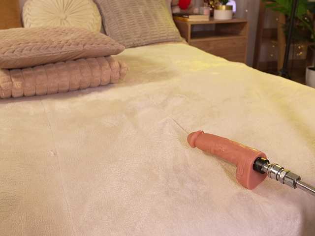 Saryhott live cam on BongaCams