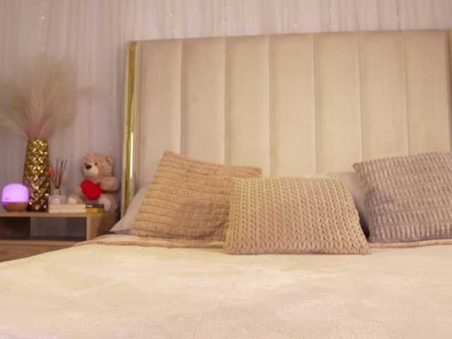 Saryhott live cam on BongaCams