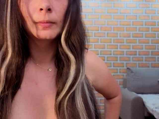 00hottits1991 webcam