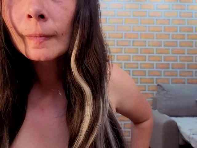 00hottits1991 webcam