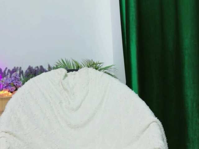 zoey-marie live cam on BongaCams