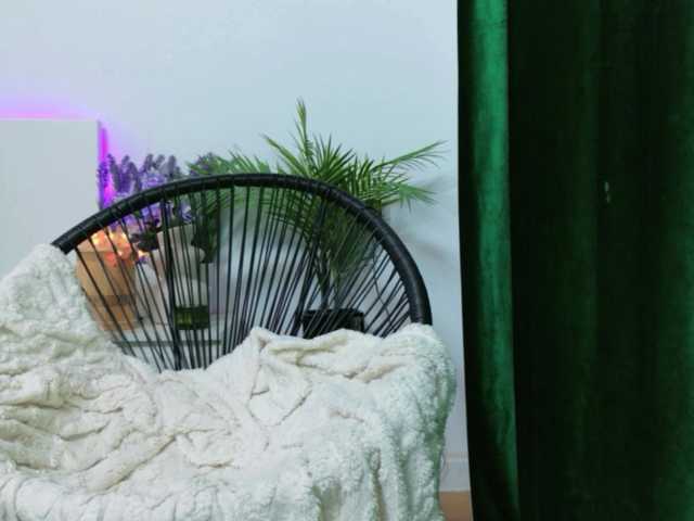 zoey-marie live cam on BongaCams