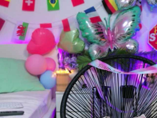 zoey-marie live cam on BongaCams