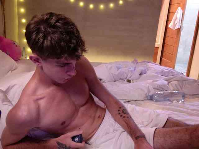 jerry-wow Sex Cam Show