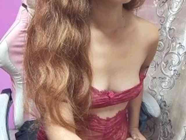 violetLivia webcam