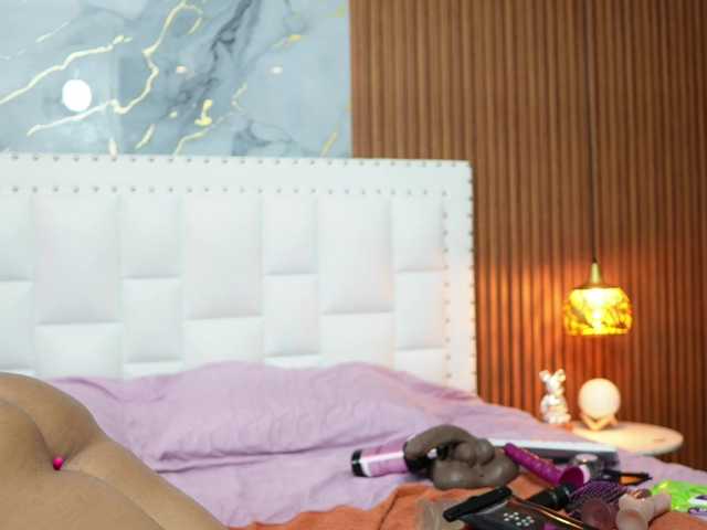 Kinky-Madisson live cam preview