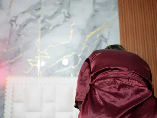 Kinky-Madisson live cam preview