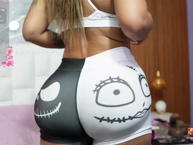 Kinky-Madisson live cam on BongaCams