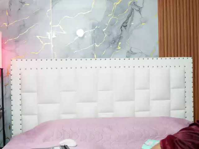 Kinky-Madisson live cam preview