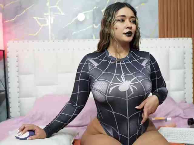 Вебкам-шоу Kinky-Madisson