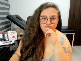 SaraThonson Porn Show